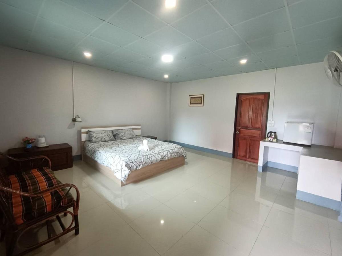 Muangchaem House Hotell Mae Chaem Eksteriør bilde