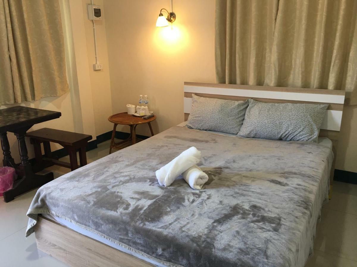 Muangchaem House Hotell Mae Chaem Eksteriør bilde