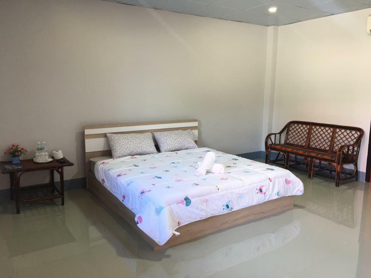 Muangchaem House Hotell Mae Chaem Eksteriør bilde